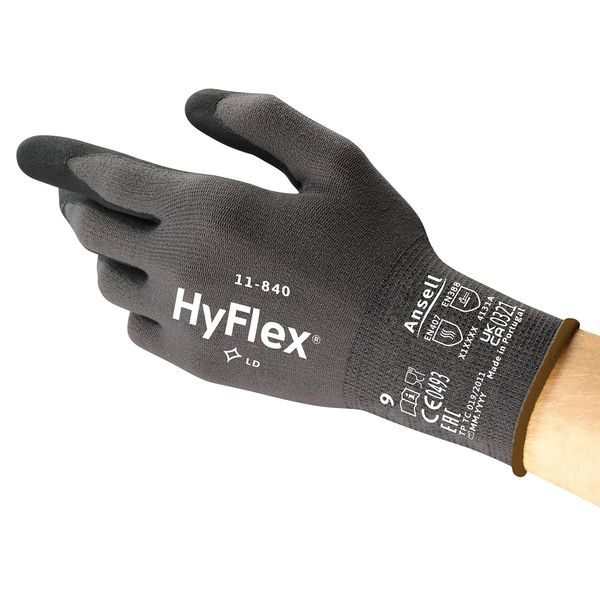 Ansell HyFlex 11-840 Professional Work Gloves, Abrasion Resistant Nitrile Coating with Firm Grip, Multipurpose Protection Gloves, Mechanical and Industrial Safety, Black, Size M (1 Pair)