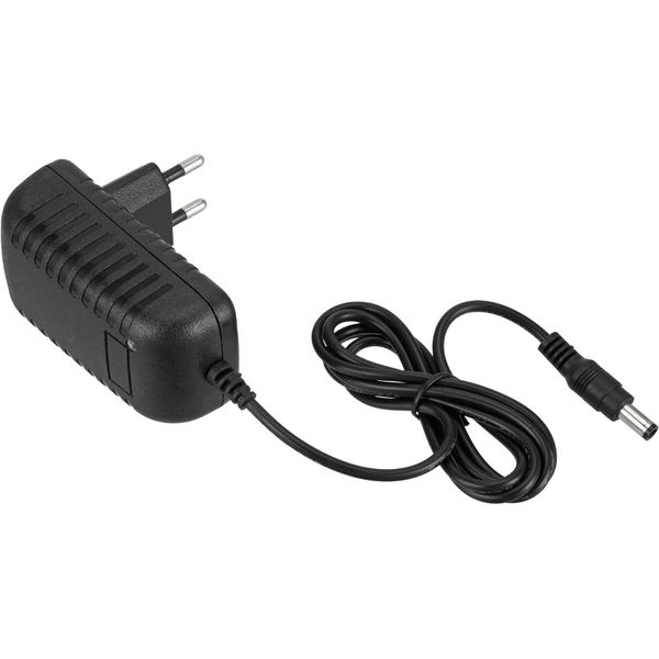 Universal Netzteil 15V DC, 5,5x2,5mm, 1,6A 25W