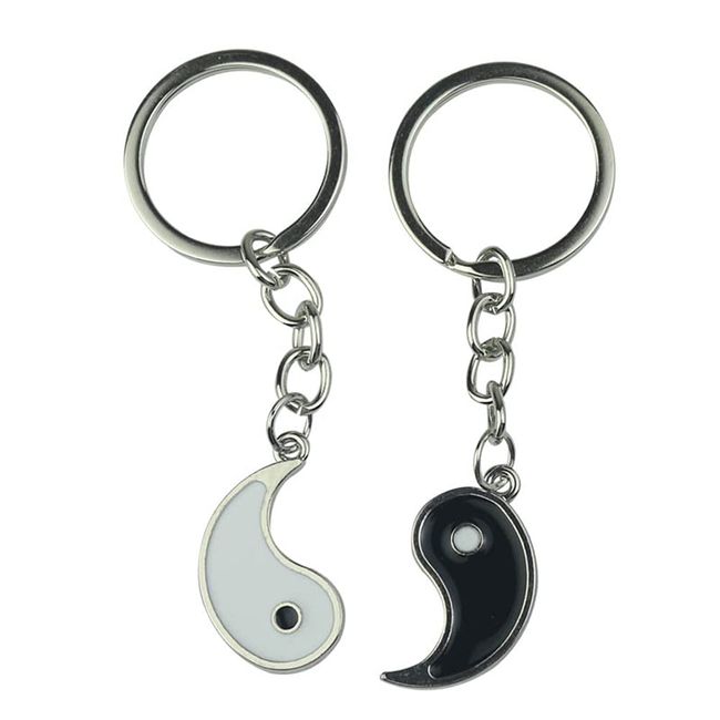 YALLNASL Couples Gifts Keychains for Boyfriend and Girlfriend Matching Yin Yang Keychain 2 Piece Couple Gifts for Husband and Wife Anniversary Christmas Gift for Best Friends BFF