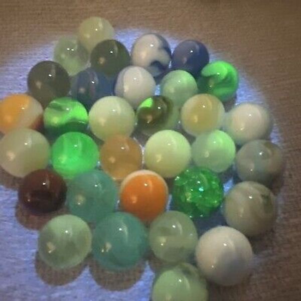 32 Glow in the Dark  Glass Marbles  Lot  Assorted Colors❗