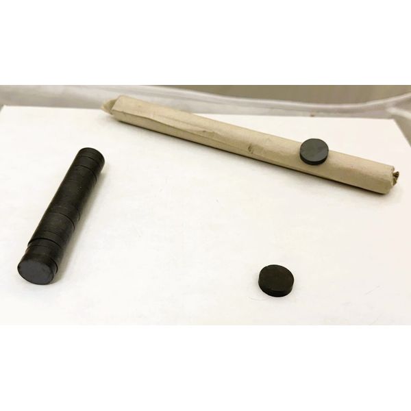 40 Round Magnets C8 Ceramic Disc For Craft and Industrial.