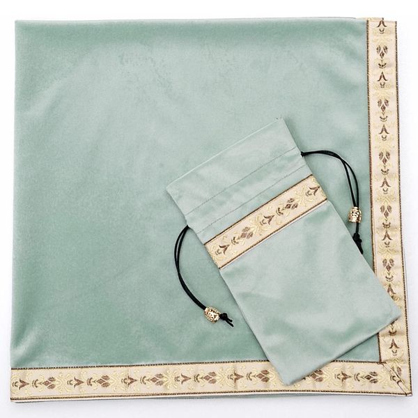 Kuai Tarot Cloth, Pastel Color, 26.8 x 26.8 inches (68 x 68 cm), Set of 2, Velvet Pouch, Tarot Cards, Divination, Appraisal, Thick (Light Moss Green + Gold Ribbon, 2-piece Set, Small Pouch)