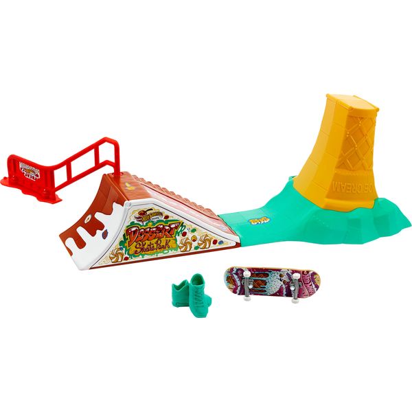 Hot Wheels Skate Fingerboard Playset with 1 Exclusive Finger Skateboard & Pair of Removable Skate Shoes, Dessert-Themed with Built-in Storage