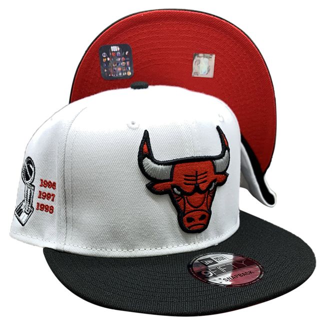 New Era 9fifty Chicago Bulls Trophy Snapback Unisex Style : 70625945