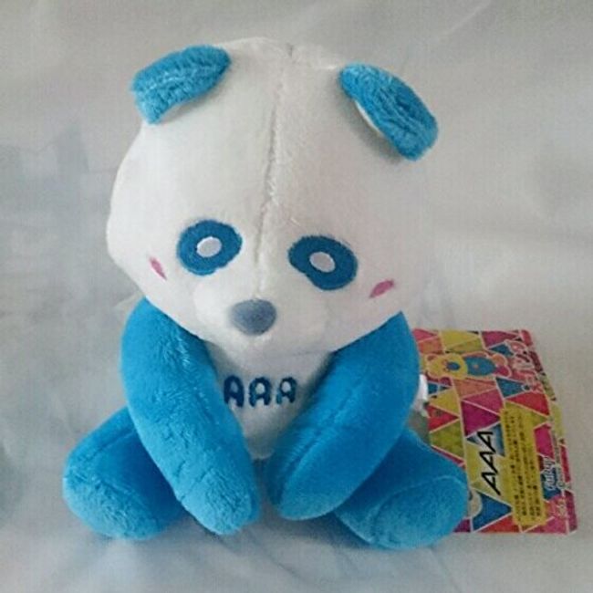 AAA No – Panda Sip Plush 與 真司 Attire Blue Blue