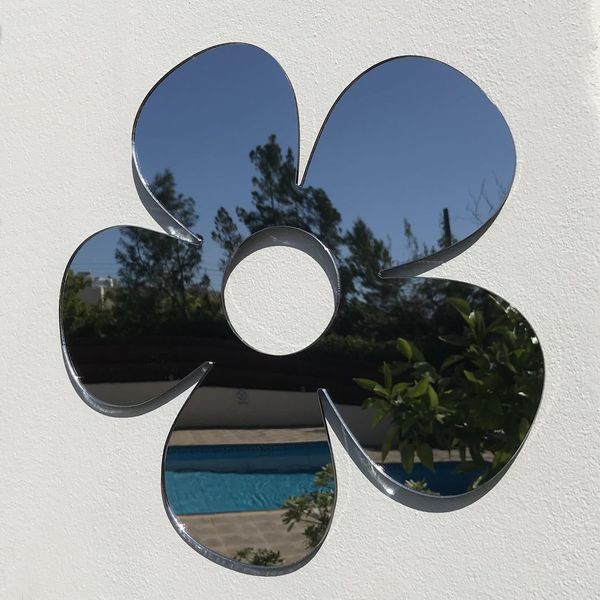 Servewell Daisy Flower Garden Mirrors-40cm Diameter-Silver - Mirror