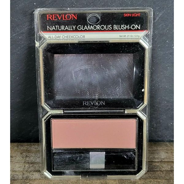 Revlon Naturally Glamorous Blush-On ~ SKIN LIGHT ~ sealed pack     (m1