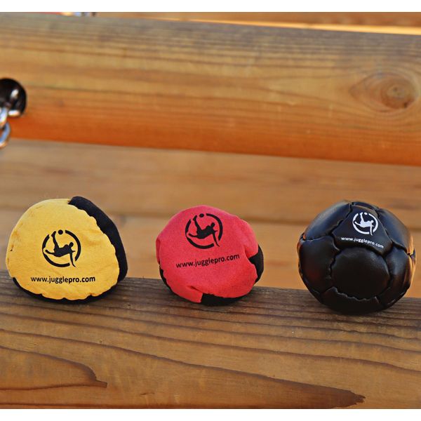 Juggle Pro Footbag Hacky Sack Classic - Set of 3 Hackisack Balls Hand ...