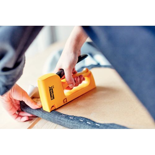 Rapid Light Duty Manual Staple Gun R13 for No. 13 staples, Upholstery Tacker with Ergonomic Handle and All-Steel Interior Wear Parts, Made in Sweden (20443950), Black