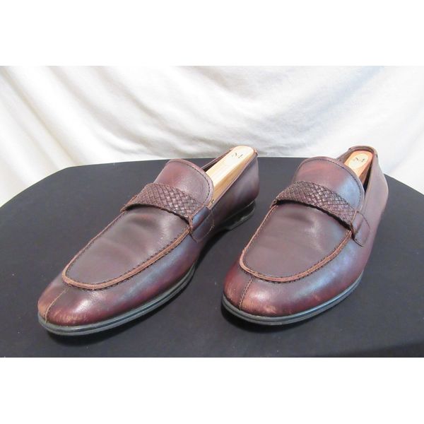 TOMMY BAHAMA Manhattan Island Men's Brown Leather Loafer Style Dress Shoes 9M