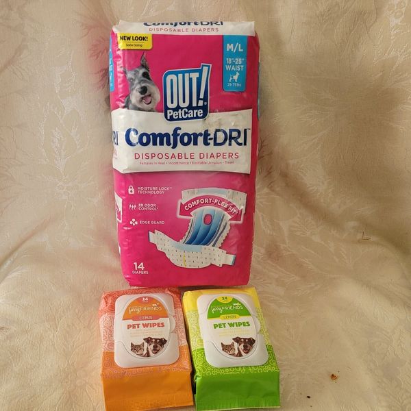 COMFORT DRI DOG PET DIAPERS M/L 18-25IN. 2 PKGS PET WIPES FURRY FRIENDS.  LOT 3