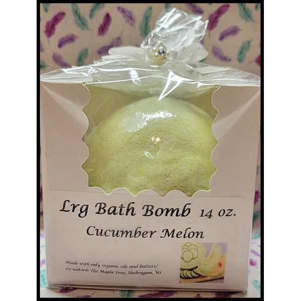 *NEW Handmade 'Lrg Cucumber Melon' Relaxing Bathbomb! Up to 5 uses! Gift boxed!