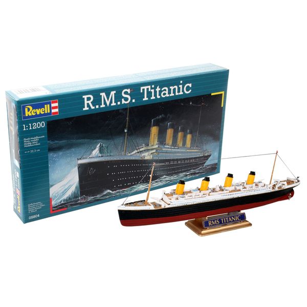 Revell 05804 R.M.S. Titanic 1:1200 Scale Unbuilt/Unpainted Plastic Model Kit, 22.3 cm Length