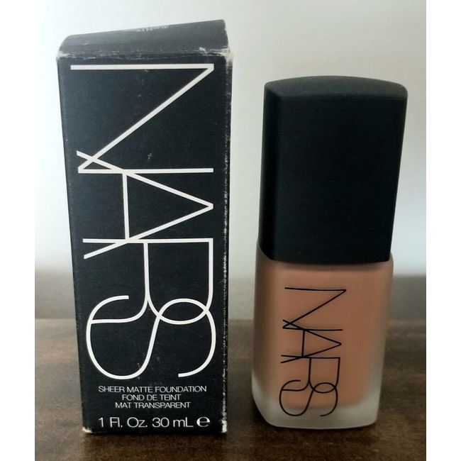 NARS Sheer Matte Foundation MEDIUM DARK 5 NEW GUINEA 6417 1 fl. oz. NEW with Box