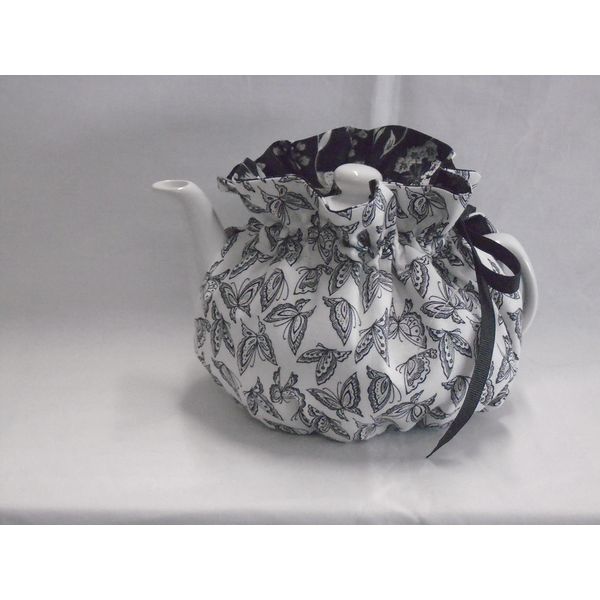 2 Cup Pretty Butterflies Reversible Tea Pot Cozy