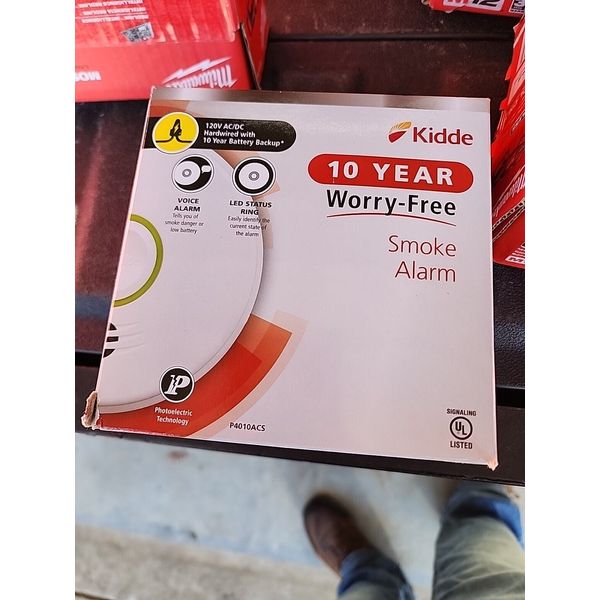 Smoke Detector Worry Free Hardwired Voice Alarm  P4010ACS NEW