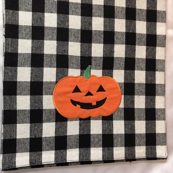 Halloween Table Runner Buffalo Check Embroidered Jack O Lantern Holiday Home NEW