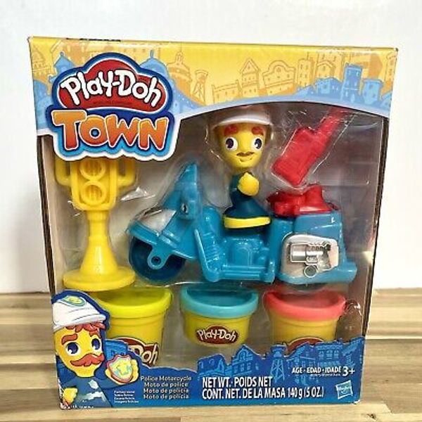 Play-Doh Town Police Motorcycle Play Set NEW