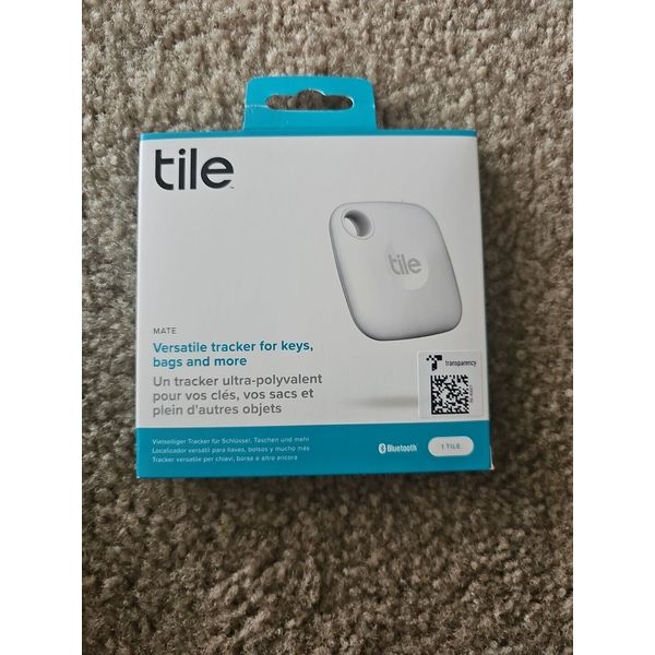 Tile Mate- Universal Bluetooth Tracker, Key Finder- White- 1 Pack- NEW $25