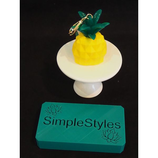 Bath & Body Works Light Up PINEAPPLE Pocket..Bac Holder Key Ring NEW FREE SHIP