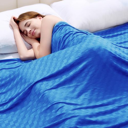 Topcee Cooling Blanket, Summer Cooling Blankets for Hot Sleepers, Arc-Chill Q-Max>0.5 Cool Fiber, Oeko-TEX 100% Certified, Soft, Breathable, Double-Side Bed Throw,Keep Cool for Adults Kids 50"x70"