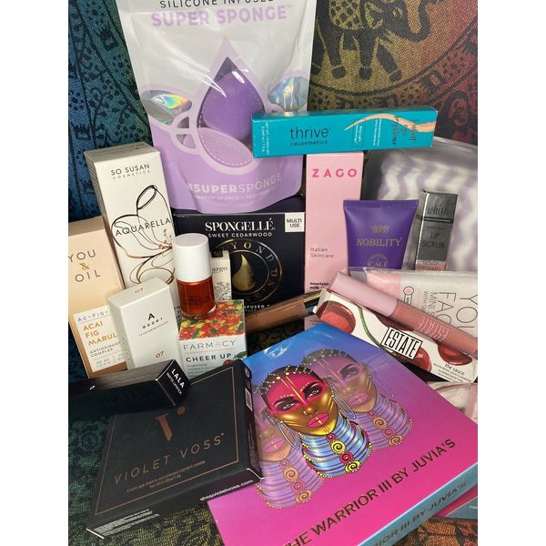 $150+  Beauty And Wellness Surprise Box