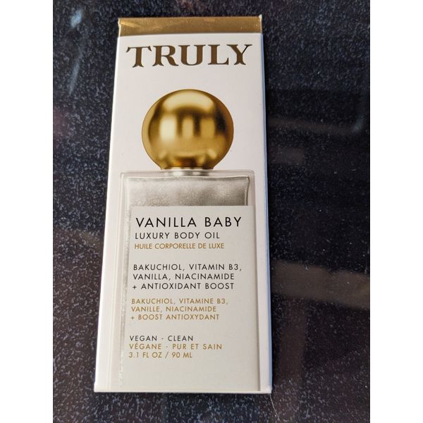 TRULY Vanilla Baby Luxury Body Oil Tightening Body Shimmer Oil NIB 3.1 fl oz