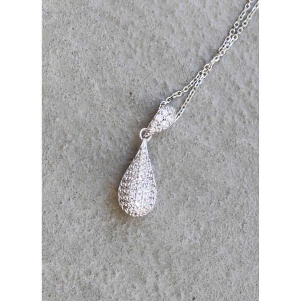 Tight Cubic Water Drop Teardrop Silver Necklace