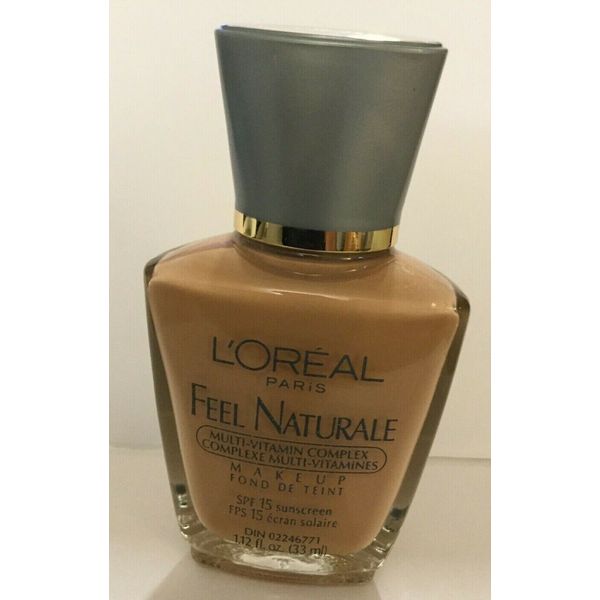 L'Oreal Feel Naturale Multi-vitamin Complex Makeup SPF 15 ( SAND BEIGE ) NEW.