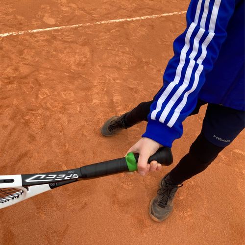 GRIPFIXER 3 Pack Tennis - Provides the Right Grip - The Ultimate Training Equipment and Teaching Aid - Danish Innovation - Mid-Right