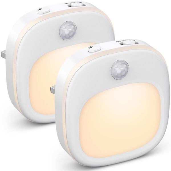 Night Light Plug in Wall, 2 Pack Plug in Night Light Motion Sensor with 3 Colours, Motion Sensor Lights Indoors, Dimmable Night Light, Plug in Night Light for Hallway, Bedroom, Kids, Stairs, Kitchen