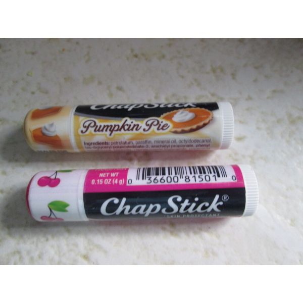 CHAPSTICK LIP BALM PAIR FLAVORED PUMPKIN PIE & CHERRY SKIN PROTECTANT NEW HEALTH