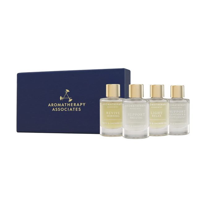 Aromatherapy Associates Winter wellbeing Bath & Shower oil Edit Set 4x9ml - Revive Morning, Support Breathe, Support Lavender Peppermint, Light Relax Bath & Shower Oil - Travel Size