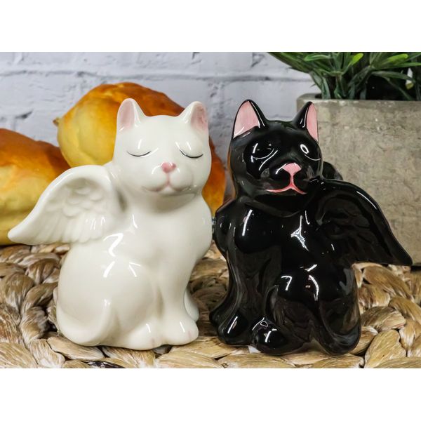 Ceramic Black White Angel Kitty Cats Devil Or Angel Salt And Pepper Shakers Set