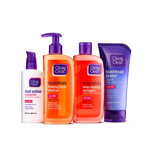 Clean & Clear Essentials Foaming Face Wash for Sensitive Skin 8 fl