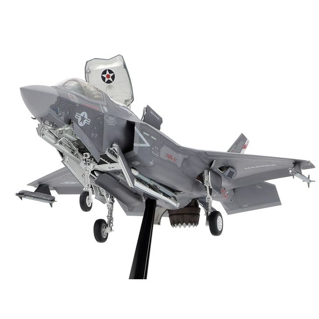 Tamiya 61125 1/48 Masterpiece Machine Series No.125 Lockheed Martin F-35B Lightning II Plastic Model