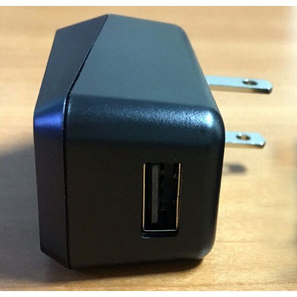 USB Wall Charger with Folable Blades by AT&T 