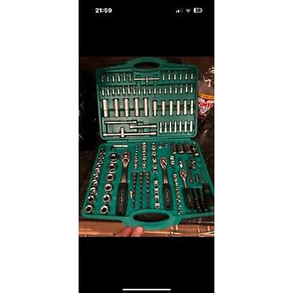 Large socket wrench set 171 pcs 1/2" 3/8" 1/4" with ratchet made of chrome