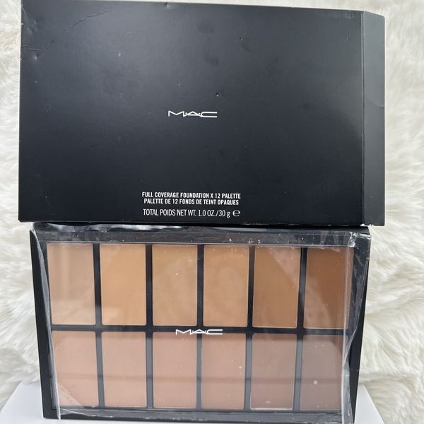 Mac Cosmetics Full Coverage Foundation x 12 Palette 1.0 oz / 30 g -NIB Authentic