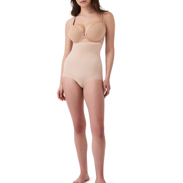 Spanx Womens Power Series Higher Power Panties Size Medium in Nude 51% Nylon, 49% Spandex/Elastane.