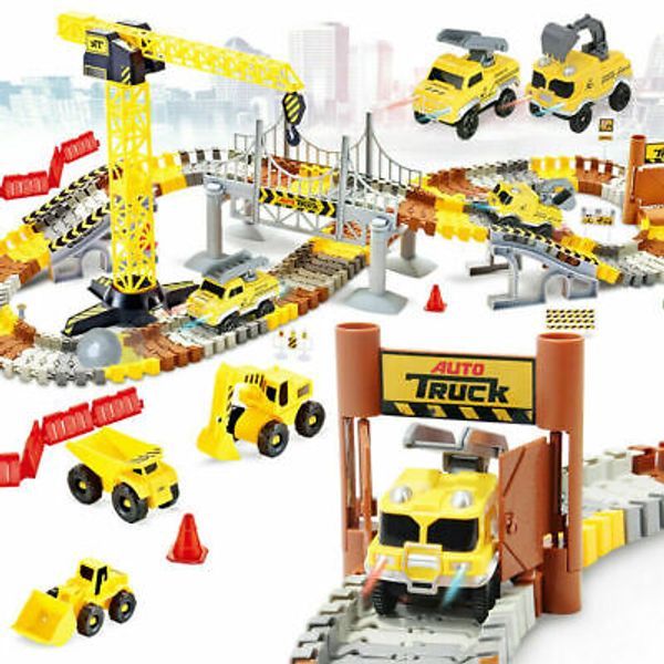 Flexible Construction Site Twisting Race Car Track Set 2 Electric Race Car Track