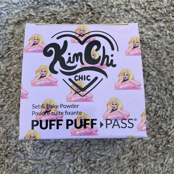 KimChi Chic Beauty Puff Puff Pass Set & Bake Powder In Translucent 0.85 Oz NIB