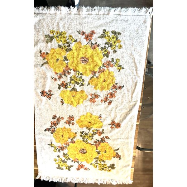 Vintage 1st Edition by Franco Yellow Orange Floral Bath Towel Fringe 23"x40" USA