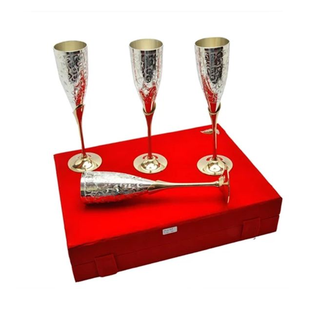 Silver Plated Brass Wine Glass Set 4 Pcs. (9.25" x 2.25" Diameter) IND