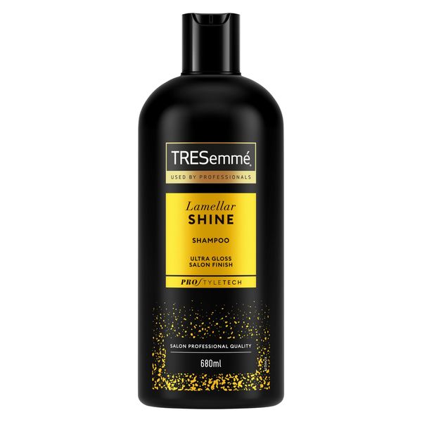 TRESemmé Lamellar Shine Shampoo with patented Lamellar Technology hair care product for an ultra-glossy salon finish 680 ml