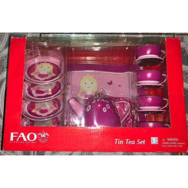 2010 FAO Schwarz Pink Princess Tin Tea Set Toys R Us