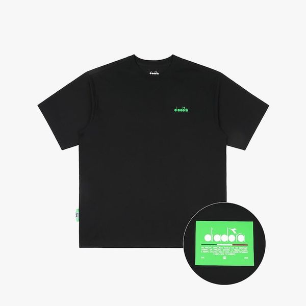 DIADORA Momento Graphic Short Sleeve T-Shirt BLACK rva-438419f, L / Coming Soon