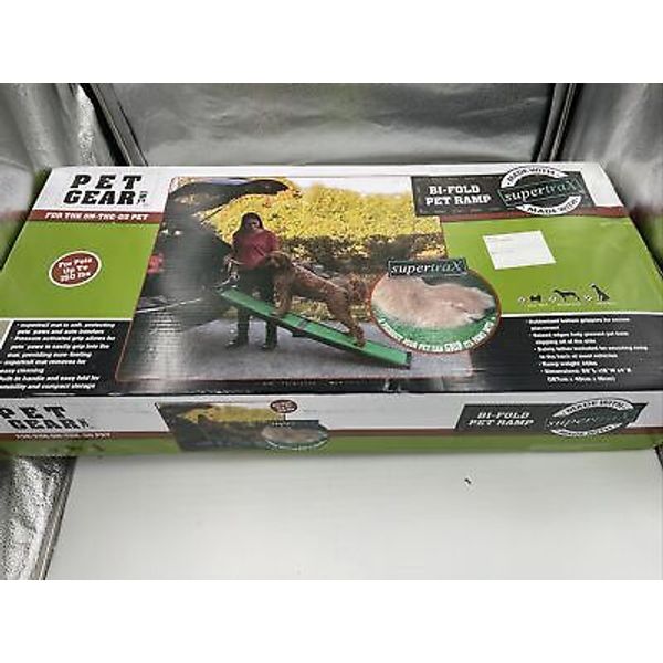 Pet Gear Travel Lite Ramp with supertraX Surface for Maximum Traction, Dog Ramp