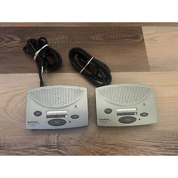 2 Radio Shack 3-Channel FM Wireless Intercom System Working 43--3105 JA52