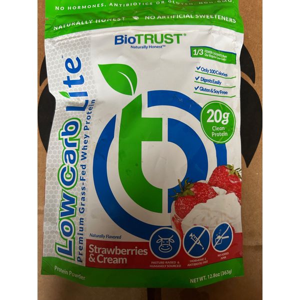BioTrust Low Carb Lite Strawberries & Cream BB 2/2024 12.8oz 20g Whey Protein